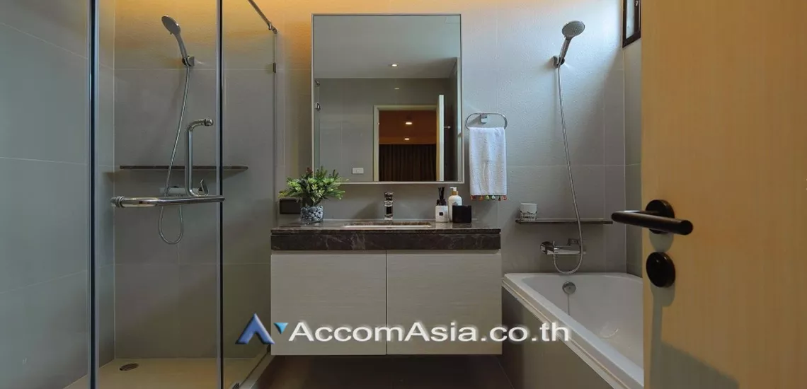8  3 br Apartment For Rent in Sukhumvit ,Bangkok BTS Phrom Phong at Cosy and perfect for family AA18316