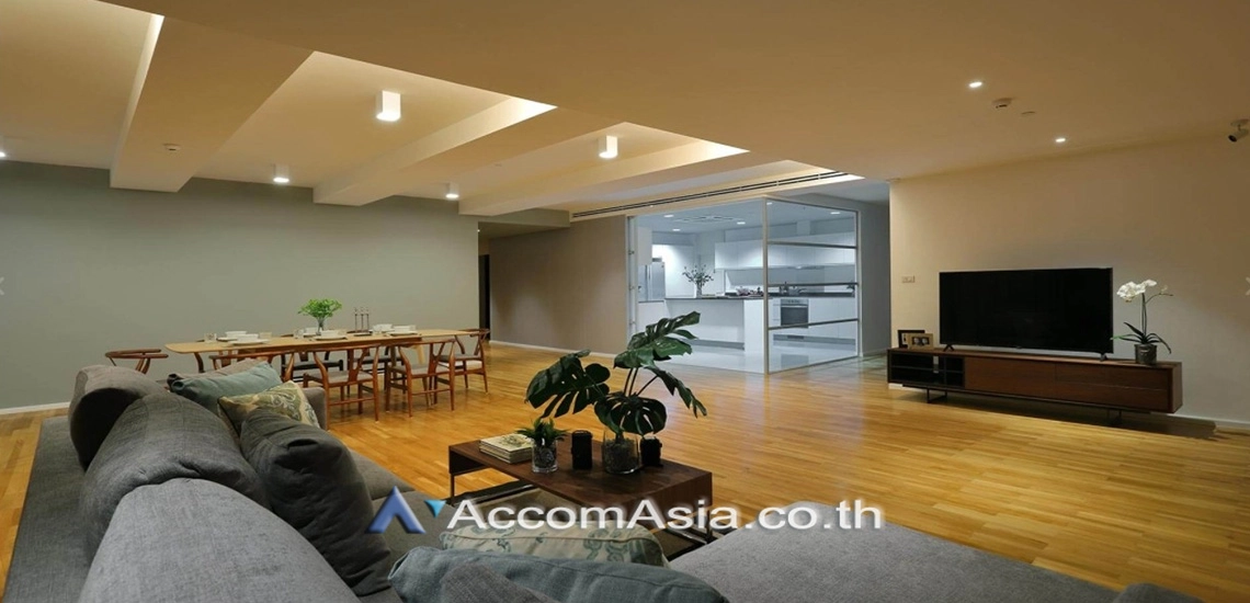 unitPet friendly |  3 Bedrooms  Apartment For Rent in Sukhumvit, Bangkok  near BTS Phrom Phong (AA18316)