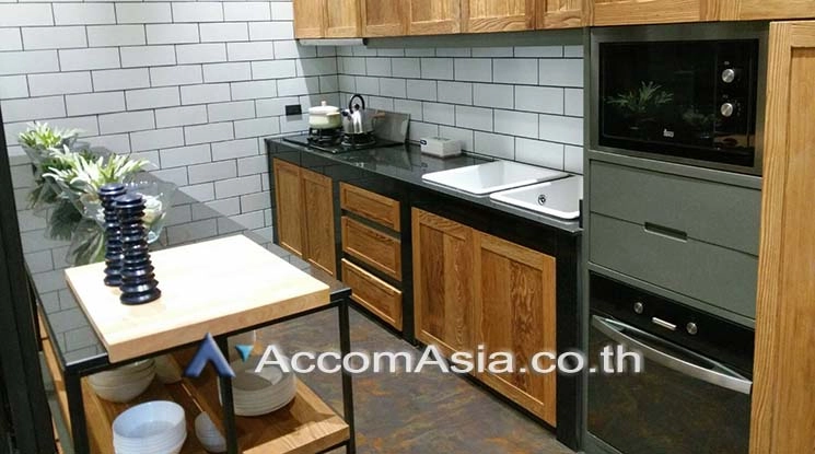 10  3 br House for rent and sale in Sathorn ,Bangkok BTS Surasak AA18321