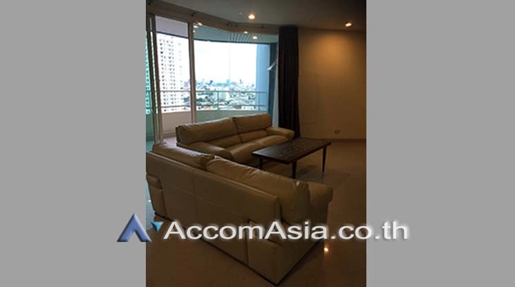  1  3 br Condominium For Rent in Charoen Nakhon ,Bangkok BTS Krung Thon Buri at WaterMark Chaophraya River AA18338