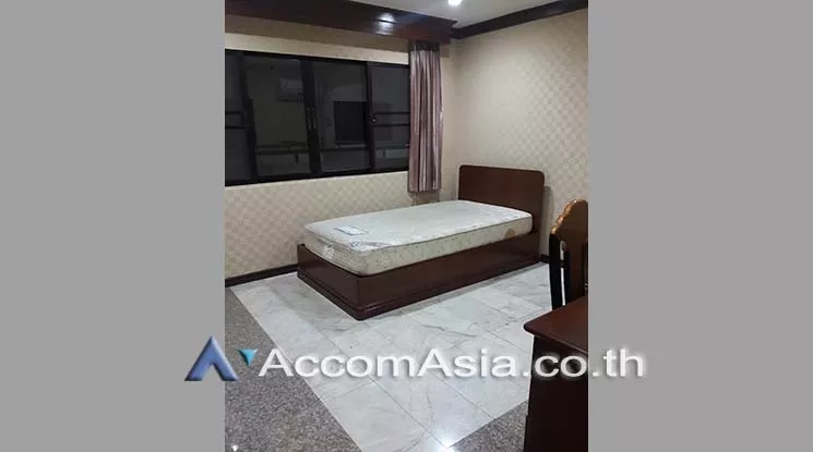 unit 3 Bedrooms  Condominium For Rent & Sale in Sukhumvit, Bangkok  near BTS Phrom Phong (AA18349)