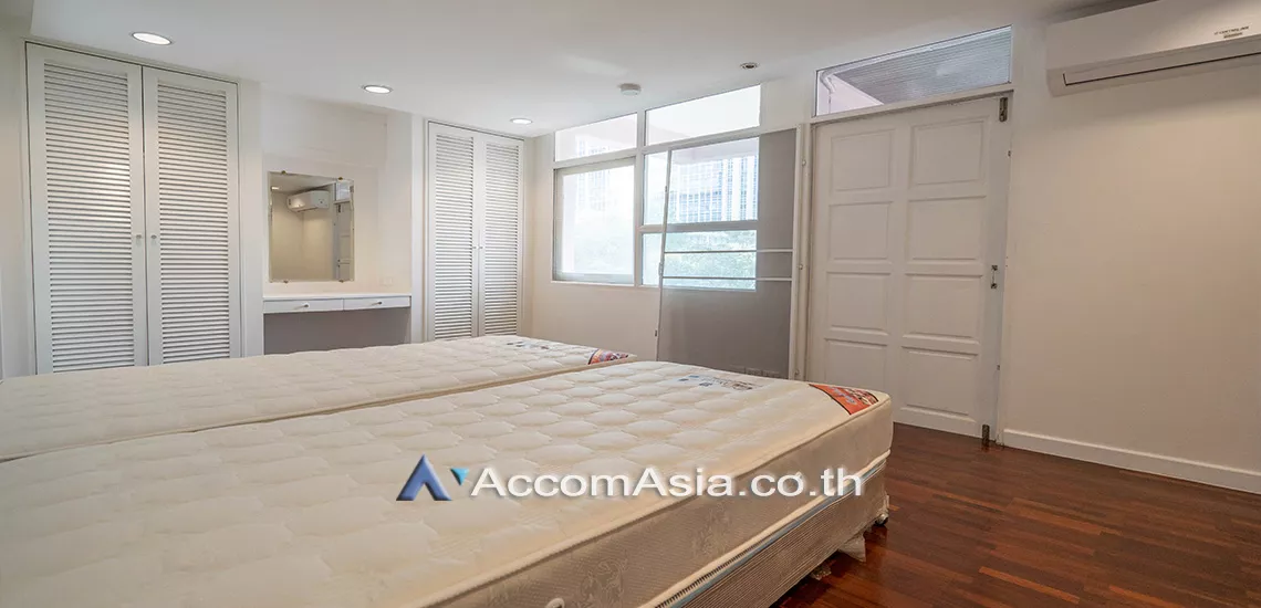 14  4 br Apartment For Rent in Ploenchit ,Bangkok BTS Ploenchit at Set among tropical atmosphere AA18355