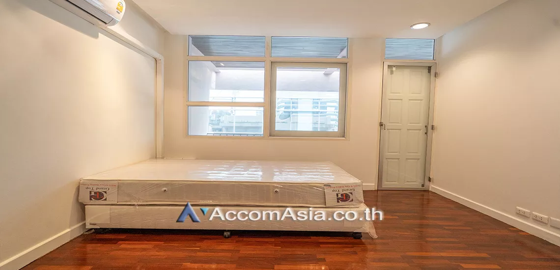 13  4 br Apartment For Rent in Ploenchit ,Bangkok BTS Ploenchit at Set among tropical atmosphere AA18355