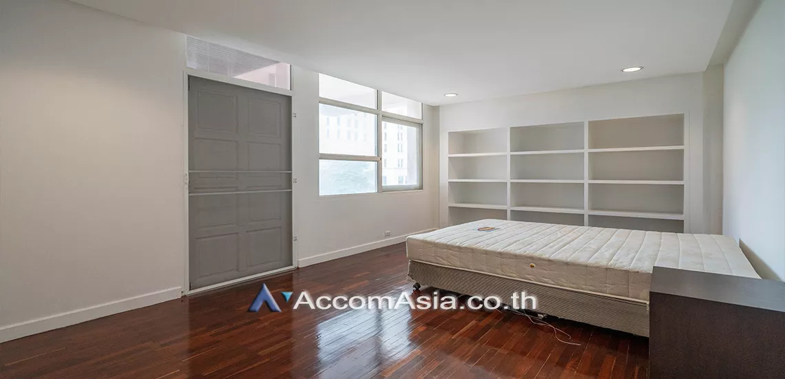 11  4 br Apartment For Rent in Ploenchit ,Bangkok BTS Ploenchit at Set among tropical atmosphere AA18355