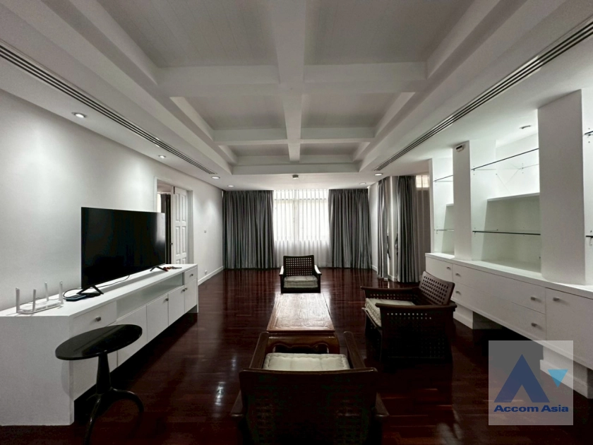  2  4 br Apartment For Rent in Ploenchit ,Bangkok BTS Ploenchit at Set among tropical atmosphere AA18355