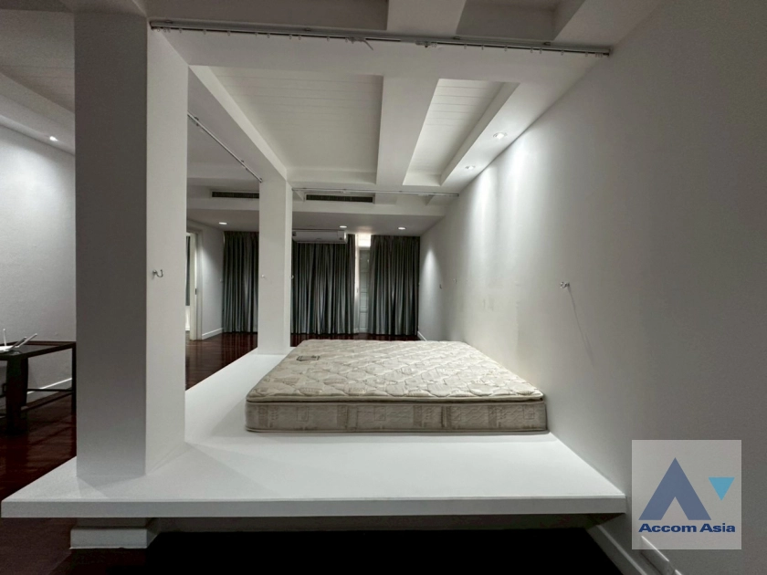 14  4 br Apartment For Rent in Ploenchit ,Bangkok BTS Ploenchit at Set among tropical atmosphere AA18355