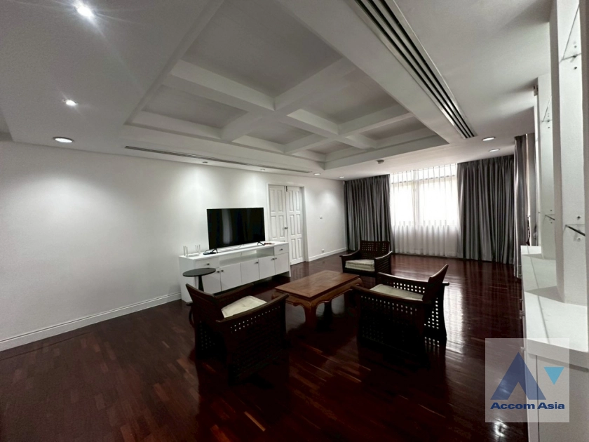 unitPenthouse, Pet friendly |  4 Bedrooms  Apartment For Rent in Ploenchit, Bangkok  near BTS Ploenchit (AA18355)