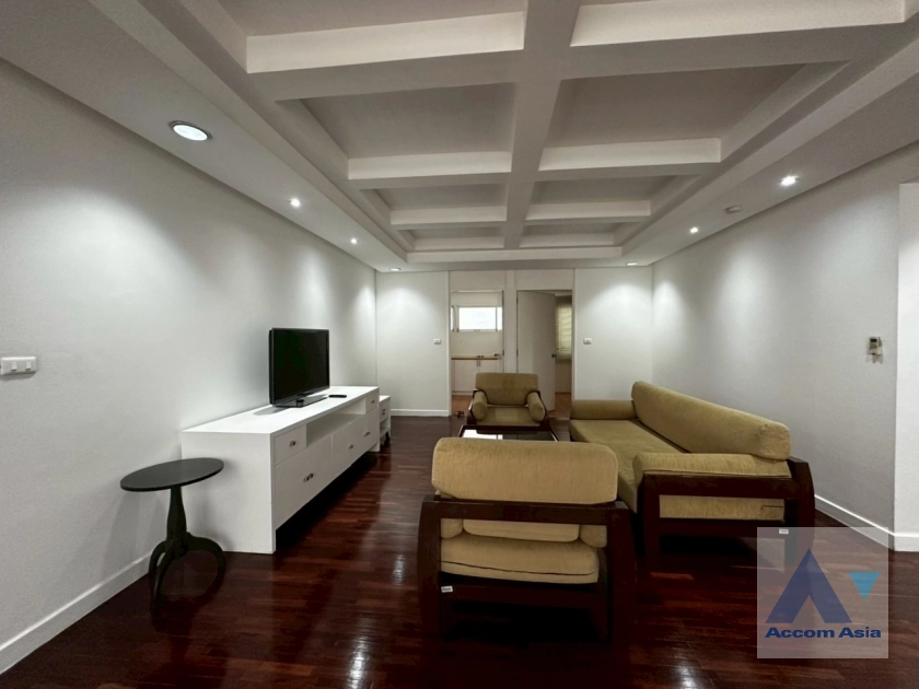 10  4 br Apartment For Rent in Ploenchit ,Bangkok BTS Ploenchit at Set among tropical atmosphere AA18355