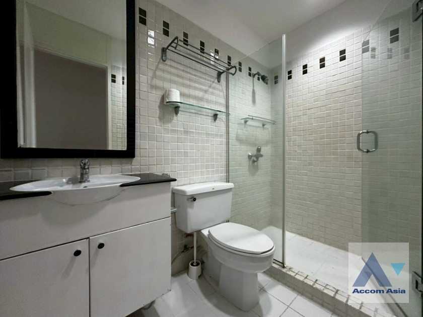 35  4 br Apartment For Rent in Ploenchit ,Bangkok BTS Ploenchit at Set among tropical atmosphere AA18355