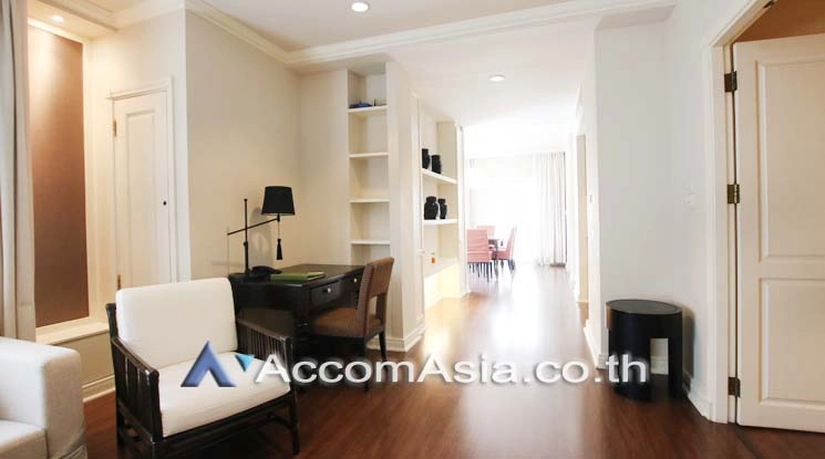  1  2 br Apartment For Rent in Silom ,Bangkok BTS Sala Daeng - MRT Silom at Luxurious Colonial Style AA18378