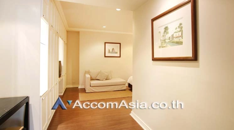 7  2 br Apartment For Rent in Silom ,Bangkok BTS Sala Daeng - MRT Silom at Luxurious Colonial Style AA18378