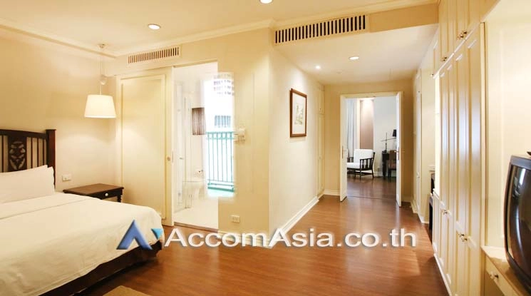 9  2 br Apartment For Rent in Silom ,Bangkok BTS Sala Daeng - MRT Silom at Luxurious Colonial Style AA18378