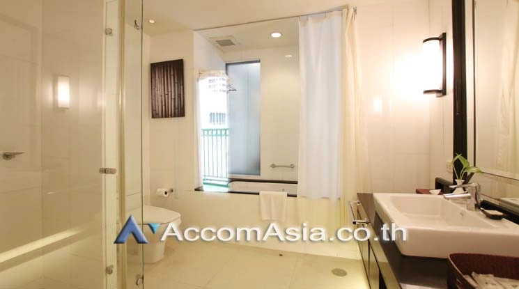 10  2 br Apartment For Rent in Silom ,Bangkok BTS Sala Daeng - MRT Silom at Luxurious Colonial Style AA18378