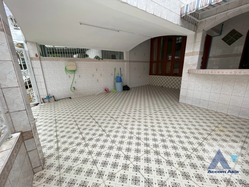 25  4 br House for rent and sale in Sathorn ,Bangkok BRT Sathorn AA18380