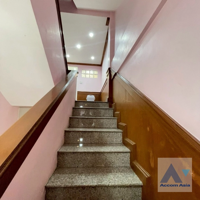 9  4 br House for rent and sale in Sathorn ,Bangkok BRT Sathorn AA18380