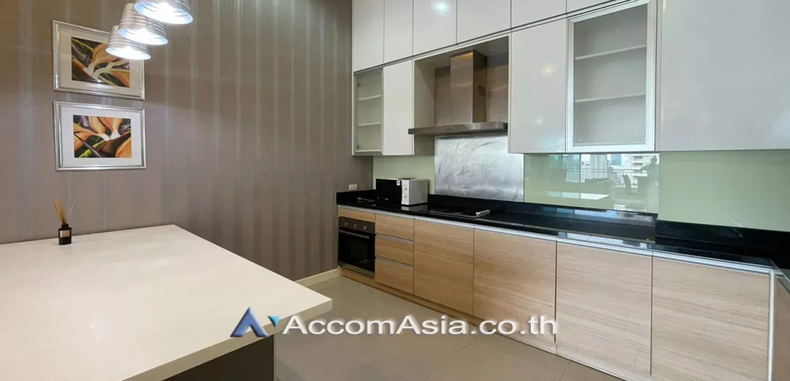 6  3 br Condominium For Rent in New Phetchaburi ,Bangkok MRT Phetchaburi at Circle Condominium AA18392
