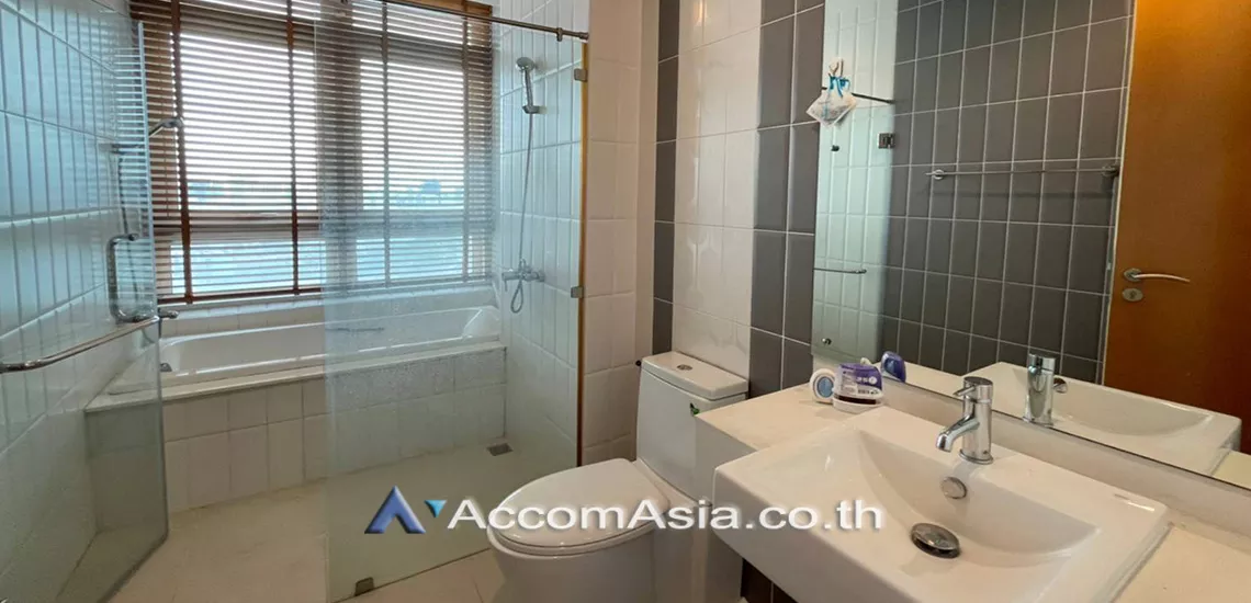 11  3 br Condominium For Rent in New Phetchaburi ,Bangkok MRT Phetchaburi at Circle Condominium AA18392