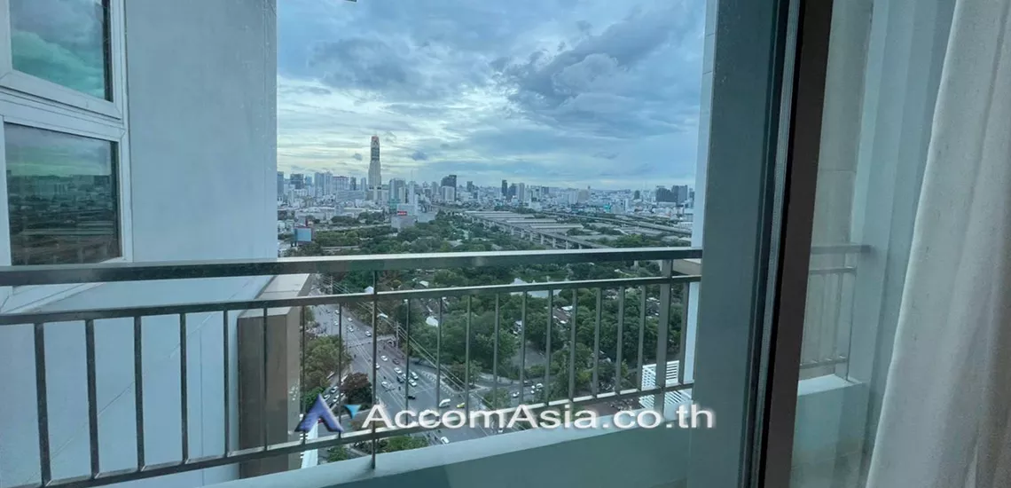 17  3 br Condominium For Rent in New Phetchaburi ,Bangkok MRT Phetchaburi at Circle Condominium AA18392
