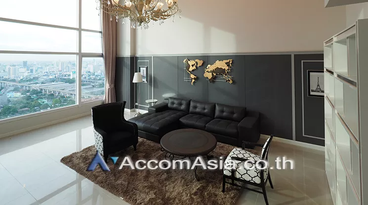 Duplex Condo, Penthouse |  4 Bedrooms  Condominium For Rent in Phaholyothin, Bangkok  near MRT Phetchaburi (AA18393)