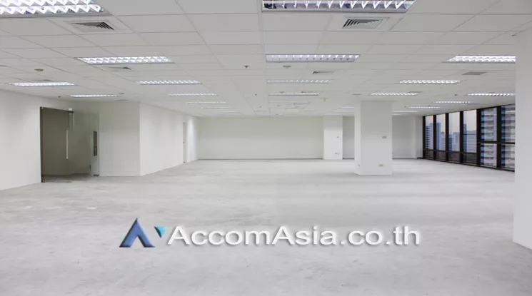 unit Office space For Rent in Phaholyothin, Bangkok  near MRT Phetchaburi (AA18408)