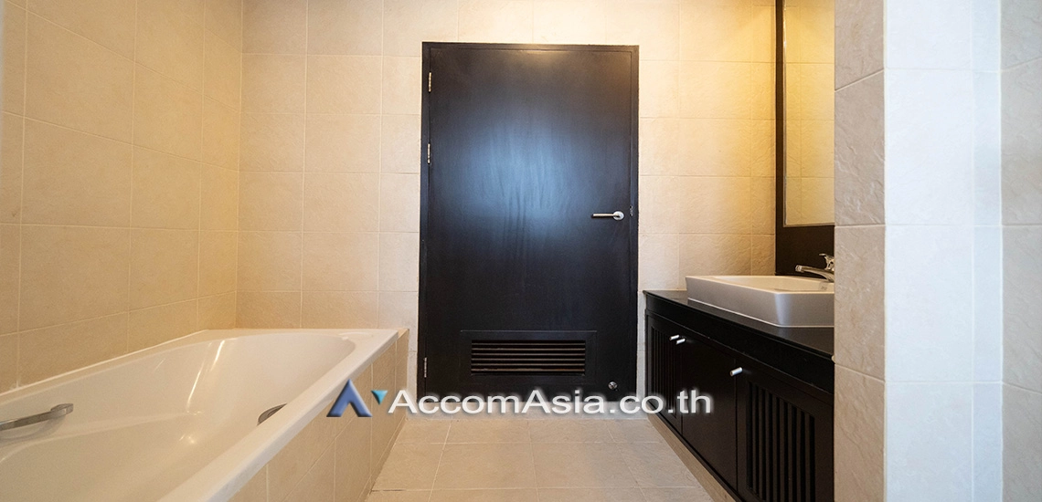 8  2 br Apartment for rent and sale in Sukhumvit ,Bangkok BTS Asok - MRT Sukhumvit at Elegant place for a Pet Friendly AA18412