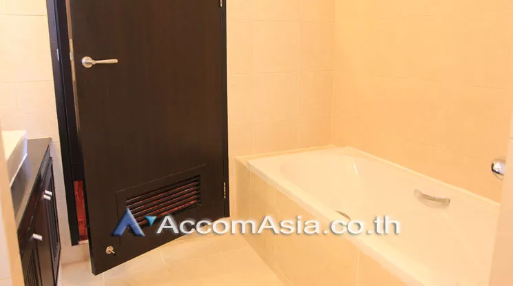 7  2 br Apartment For Rent in Sukhumvit ,Bangkok BTS Asok - MRT Sukhumvit at Elegant place for a Pet Friendly AA18413
