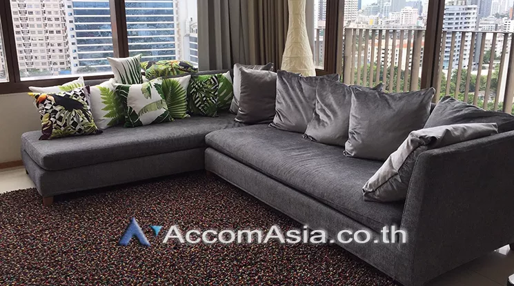 Duplex Condo |  2 Bedrooms  Condominium For Rent & Sale in Sukhumvit, Bangkok  near BTS Phrom Phong (AA18416)