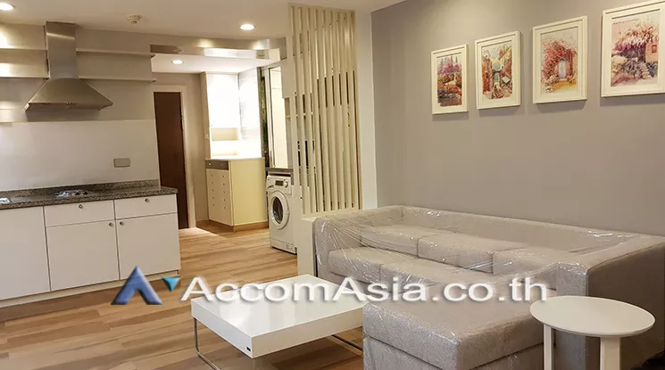 unit 2 Bedrooms  Condominium For Rent in Sukhumvit, Bangkok  near BTS Nana (AA18480)