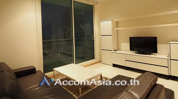  2 Bedrooms  Condominium For Rent in Sathorn, Bangkok  near BTS Chong Nonsi - BRT Sathorn (AA18483)