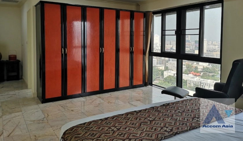 15  3 br Condominium For Sale in Sukhumvit ,Bangkok MRT Phetchaburi at Kiarti Thanee City Mansion AA18501