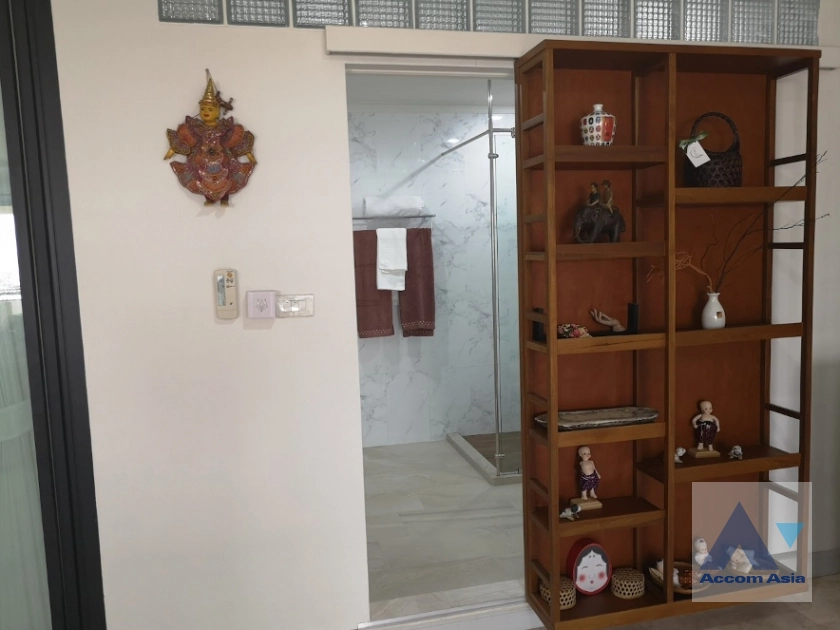 4  3 br Condominium For Sale in Sukhumvit ,Bangkok MRT Phetchaburi at Kiarti Thanee City Mansion AA18501