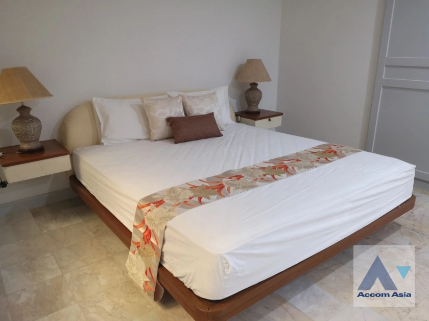 14  3 br Condominium For Sale in Sukhumvit ,Bangkok MRT Phetchaburi at Kiarti Thanee City Mansion AA18501