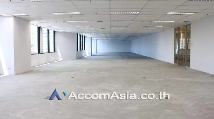  Office space For Rent in Sukhumvit, Bangkok  near BTS Phrom Phong (AA18518)
