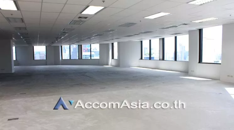 unit Office space For Rent in Sukhumvit, Bangkok  near BTS Phrom Phong (AA18518)
