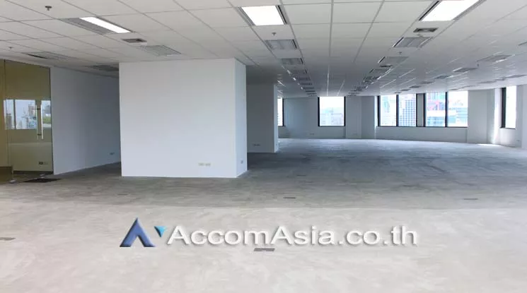  1  Office Space For Rent in Sukhumvit ,Bangkok BTS Phrom Phong at The Emporium Tower AA18518