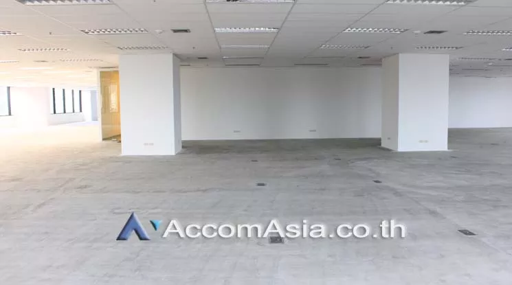 10  Office Space For Rent in Sukhumvit ,Bangkok BTS Phrom Phong at The Emporium Tower AA18518