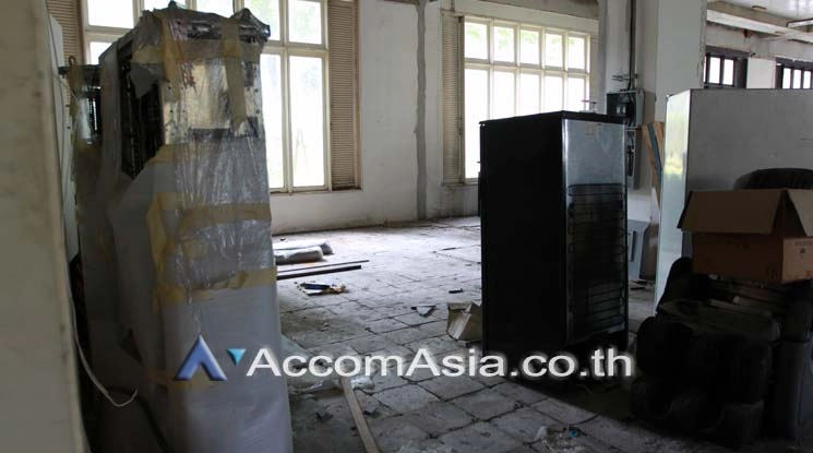 4  Condominium for rent and sale in Charoen Nakhon ,Bangkok BTS Krung Thon Buri at Baan Chao Praya AA18522