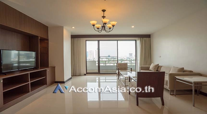 unit 3 Bedrooms  Apartment For Rent & Sale in Sukhumvit, Bangkok  near BTS Ekkamai (AA18543)