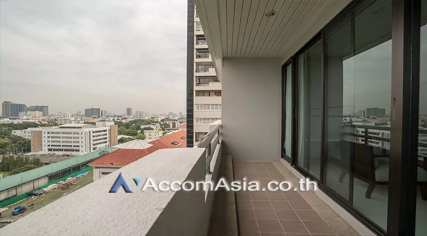 10  3 br Apartment For Rent in Sukhumvit ,Bangkok BTS Ekkamai at Comfort living and well service AA18543