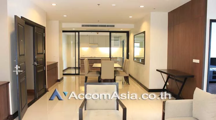  2 Bedrooms  Apartment For Rent in Sukhumvit, Bangkok  near BTS Ekkamai (AA18546)
