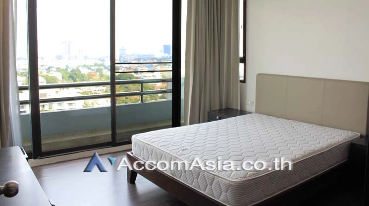 7  2 br Apartment For Rent in Sukhumvit ,Bangkok BTS Ekkamai at High-Rise Living with a Large Balcony Apartment in Ekkamai AA18546
