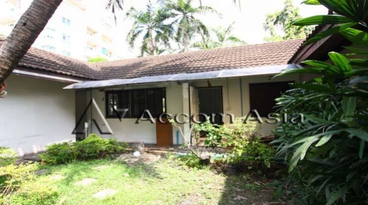  1  2 br House for rent and sale in Sathorn ,Bangkok MRT Khlong Toei 90605