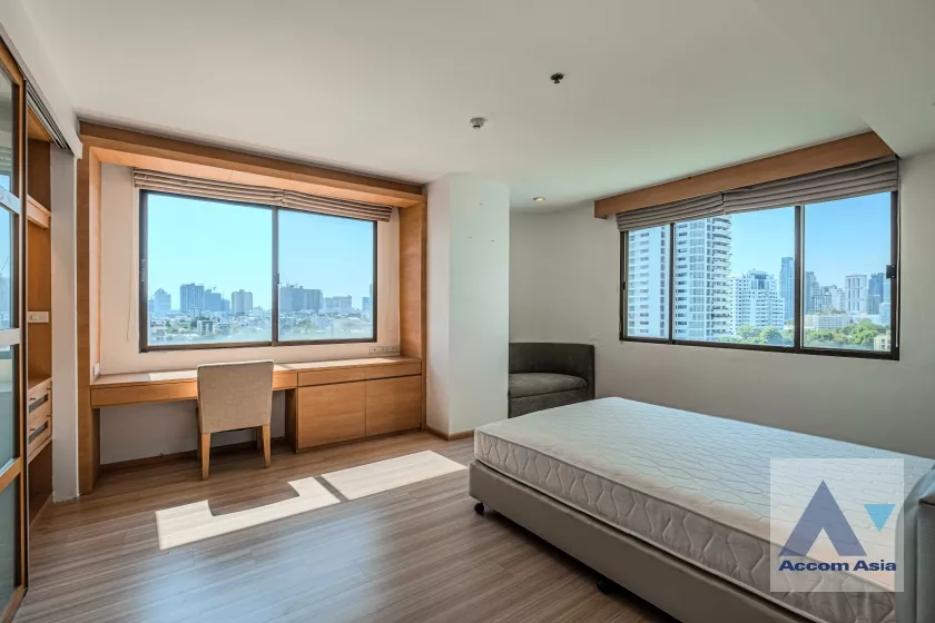 14  2 br Apartment For Rent in Sukhumvit ,Bangkok BTS Ekkamai at Comfort living and well service AA18548
