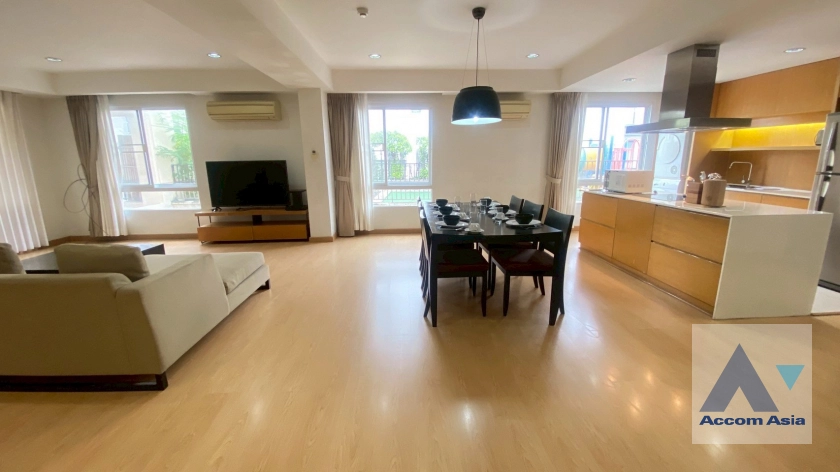 unitFully Furnished |  3 Bedrooms  Apartment For Rent & Sale in Sukhumvit, Bangkok  near BTS Phrom Phong (AA18552)