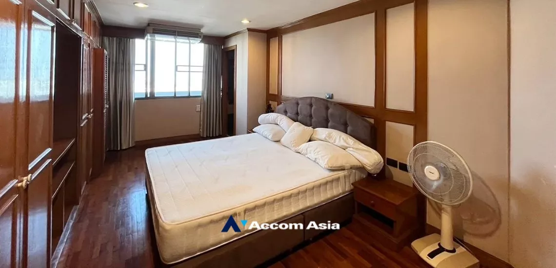 14  3 br Condominium For Rent in Sukhumvit ,Bangkok BTS Ekkamai at Empire House AA18561