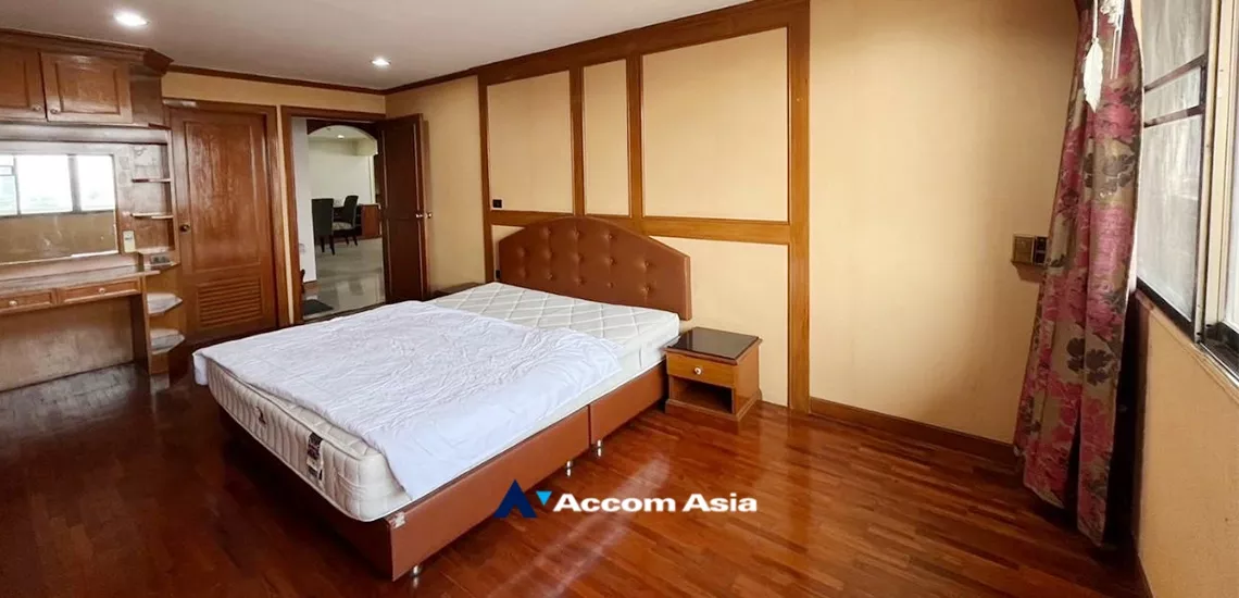 11  3 br Condominium For Rent in Sukhumvit ,Bangkok BTS Ekkamai at Empire House AA18561