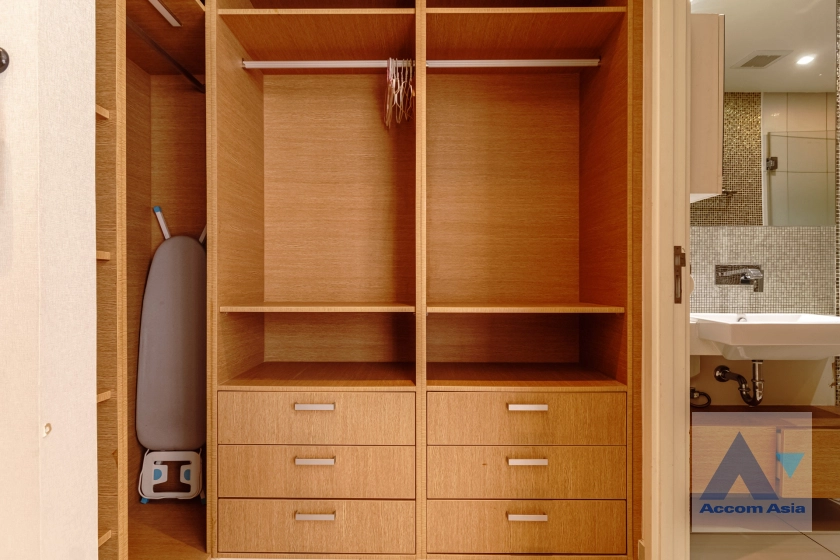 10  2 br Condominium for rent and sale in Sukhumvit ,Bangkok BTS Ekkamai at The Lofts Ekkamai  AA18563