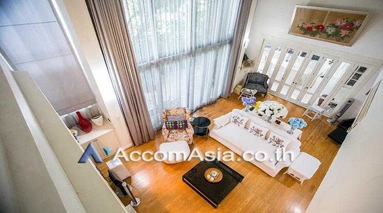 Home Office |  3 Bedrooms  House For Sale in Sukhumvit, Bangkok  near BTS Phrom Phong (AA18578)