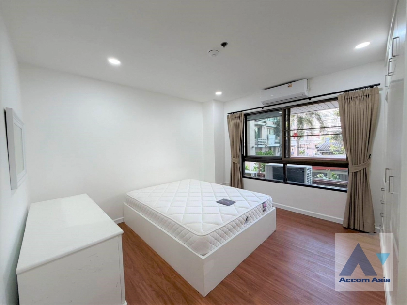 9  2 br Condominium for rent and sale in Ploenchit ,Bangkok BTS Ploenchit at Baan Ploenchit AA18579