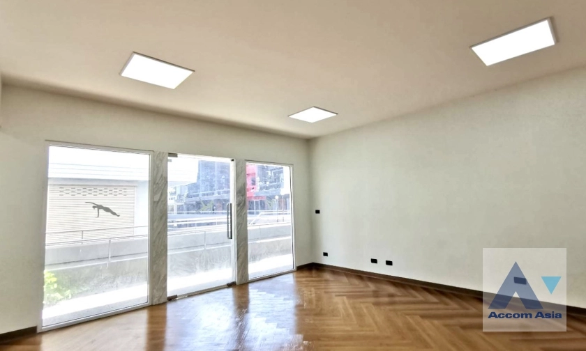 7  5 br Townhouse For Rent in Sukhumvit ,Bangkok BTS Ekkamai at Park Avenue AA18595